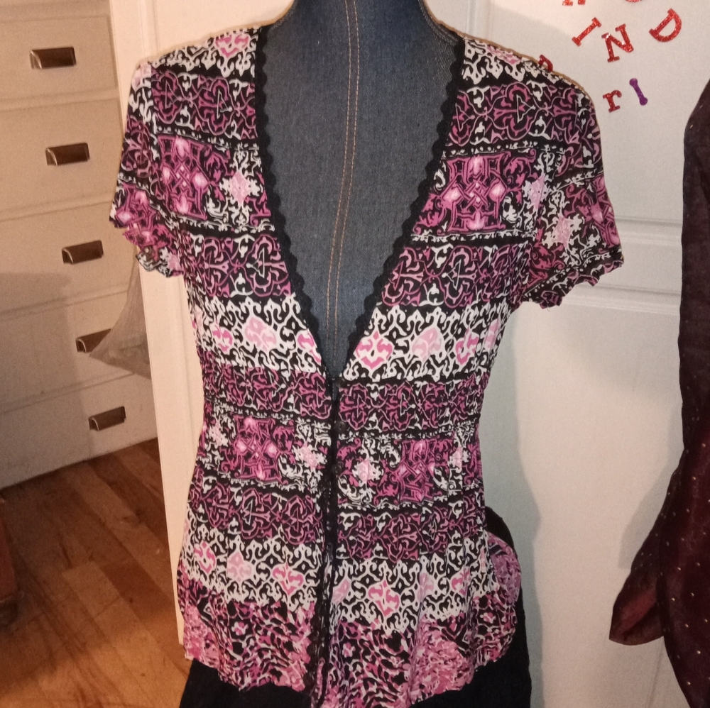 Women's Multicolor Patterned Top NWOT